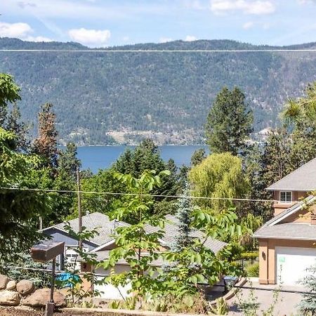 The Blue House Bed And Breakfast Lake Country Extérieur photo