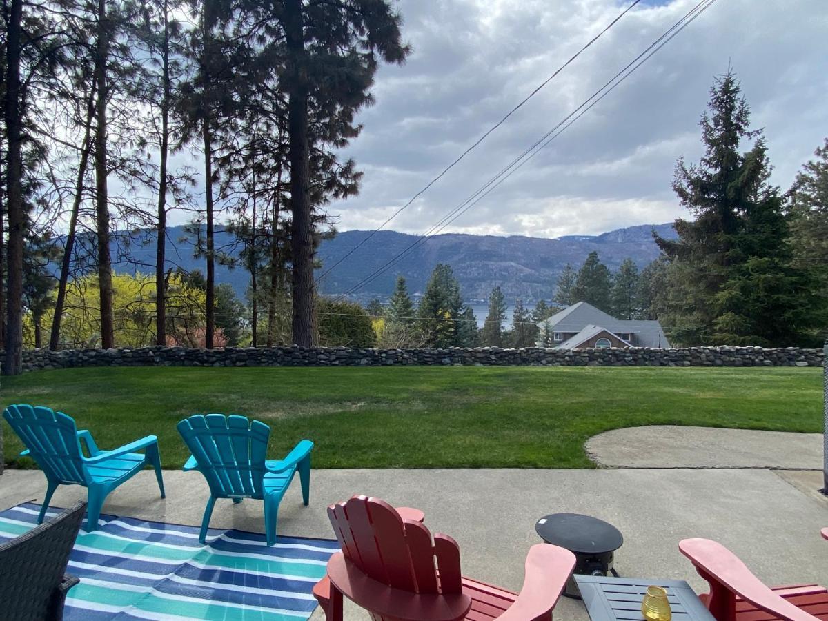 The Blue House Bed And Breakfast Lake Country Extérieur photo