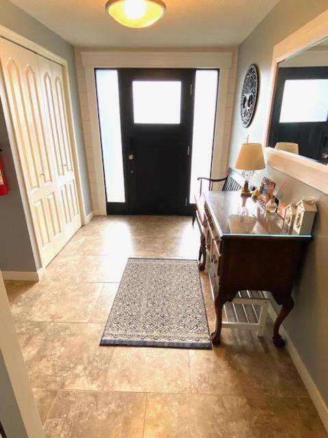 The Blue House Bed And Breakfast Lake Country Extérieur photo